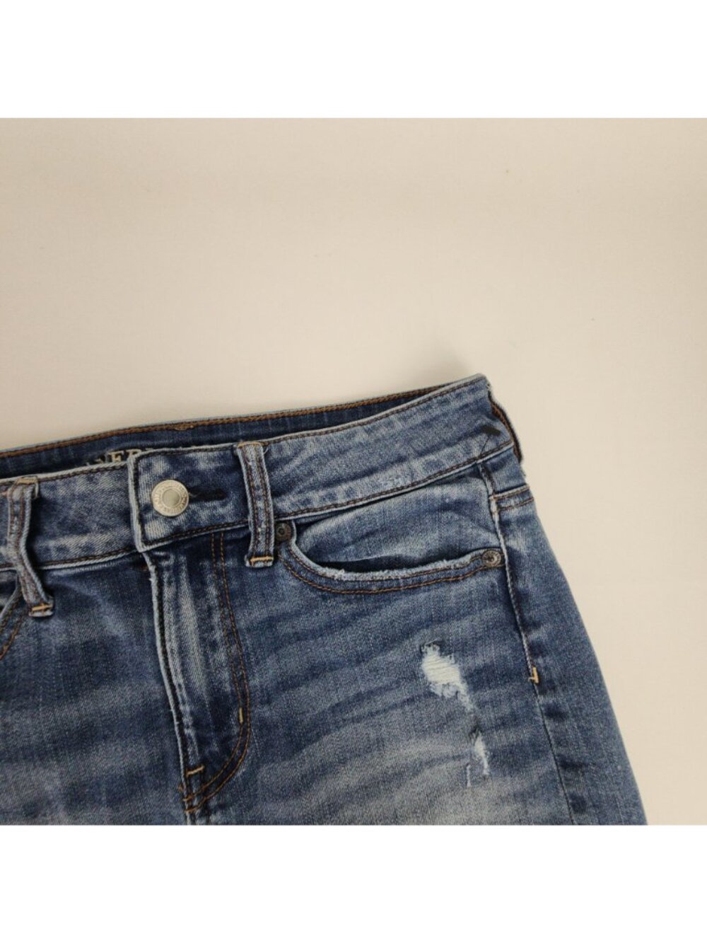 American Eagle Outfitters Super Stretch Distressed Denim Skirt Size 2 Denim - Picture 2 of 11